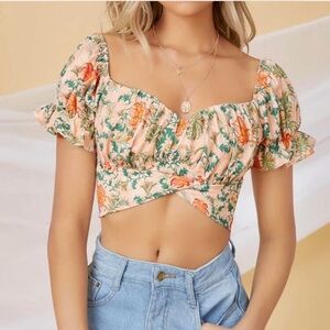 SHEIN Flower Print Puff Sleeve Crop Top